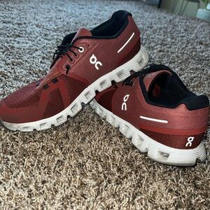 On Cloud Men’s Running Shoes ☁️